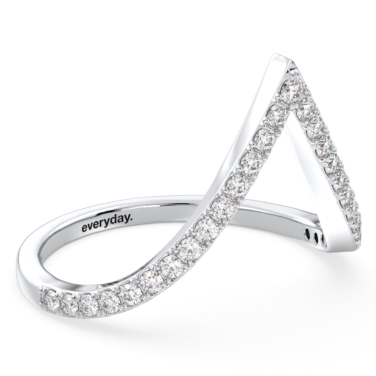 CLARETTE CLASSIC LAB GROWN DIAMOND CHEVRON TRENDY WANKI RING, GOLD
