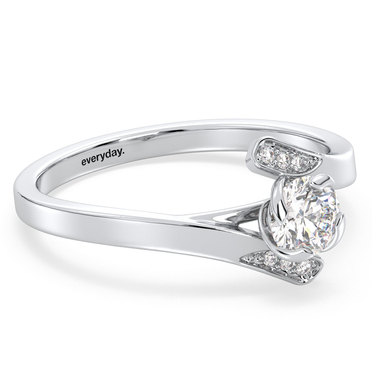 DAISY BYPASS ROUND CUT LAB GROWN DIAMOND SOLITAIRE ENGAGEMENT RING WITH A STUDDED SHANK, GOLD