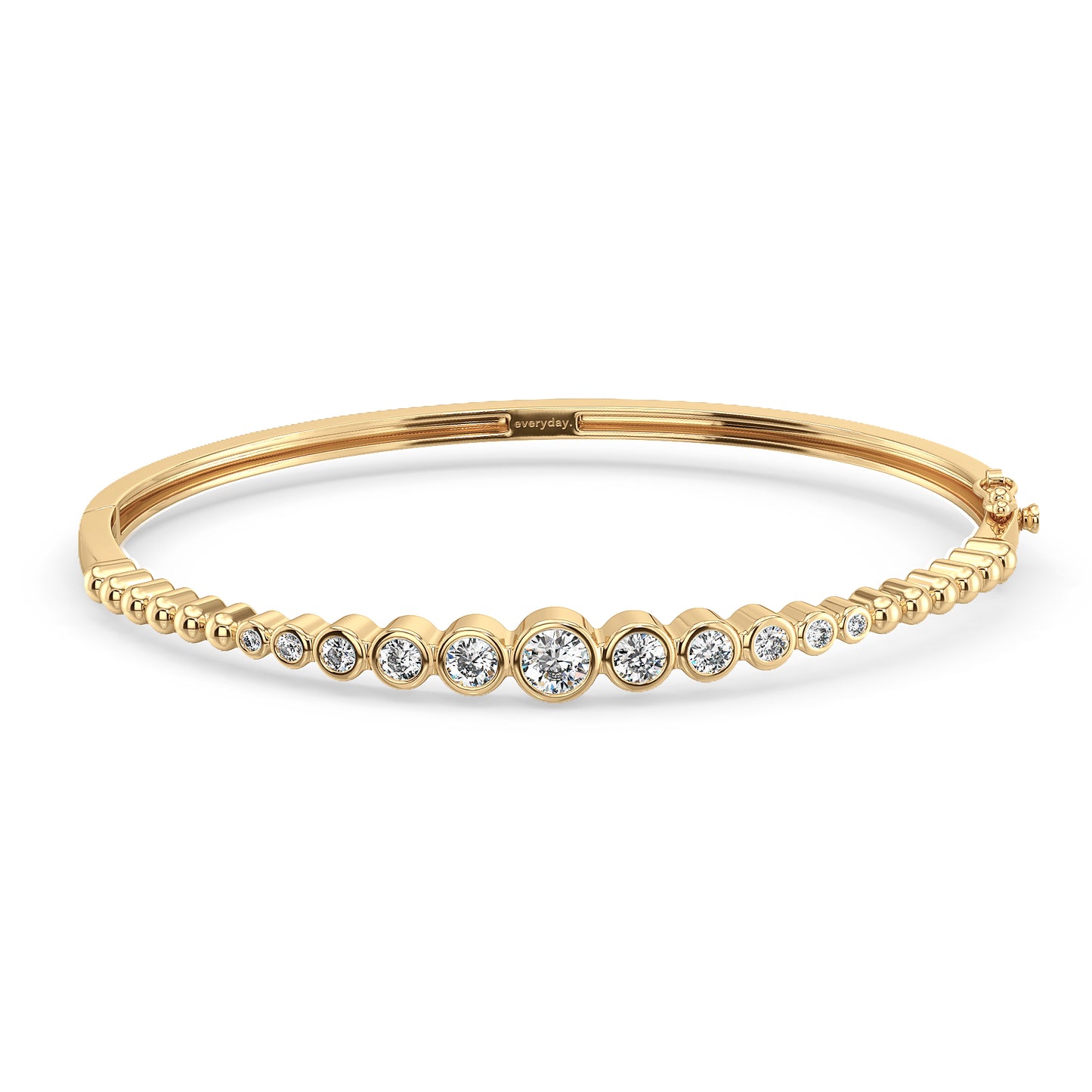 CLARETTE BEZEL SET ROUND CUT LAB GROWN DIAMONDS OVAL BANGLE, GOLD