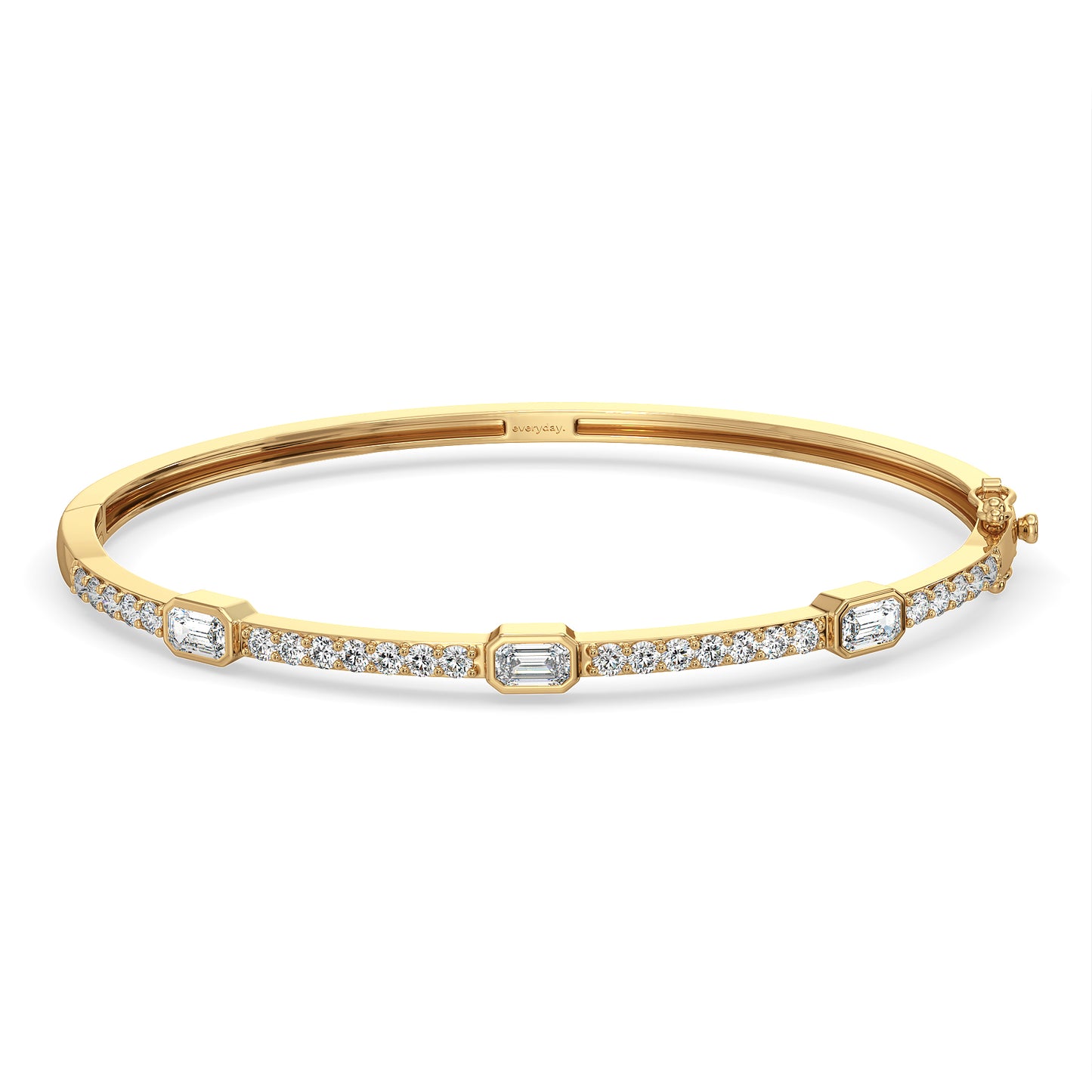 KATE BEZEL SET EMERALD CUT LAB GROWN DIAMOND STUDDED OVAL BANGLE, GOLD