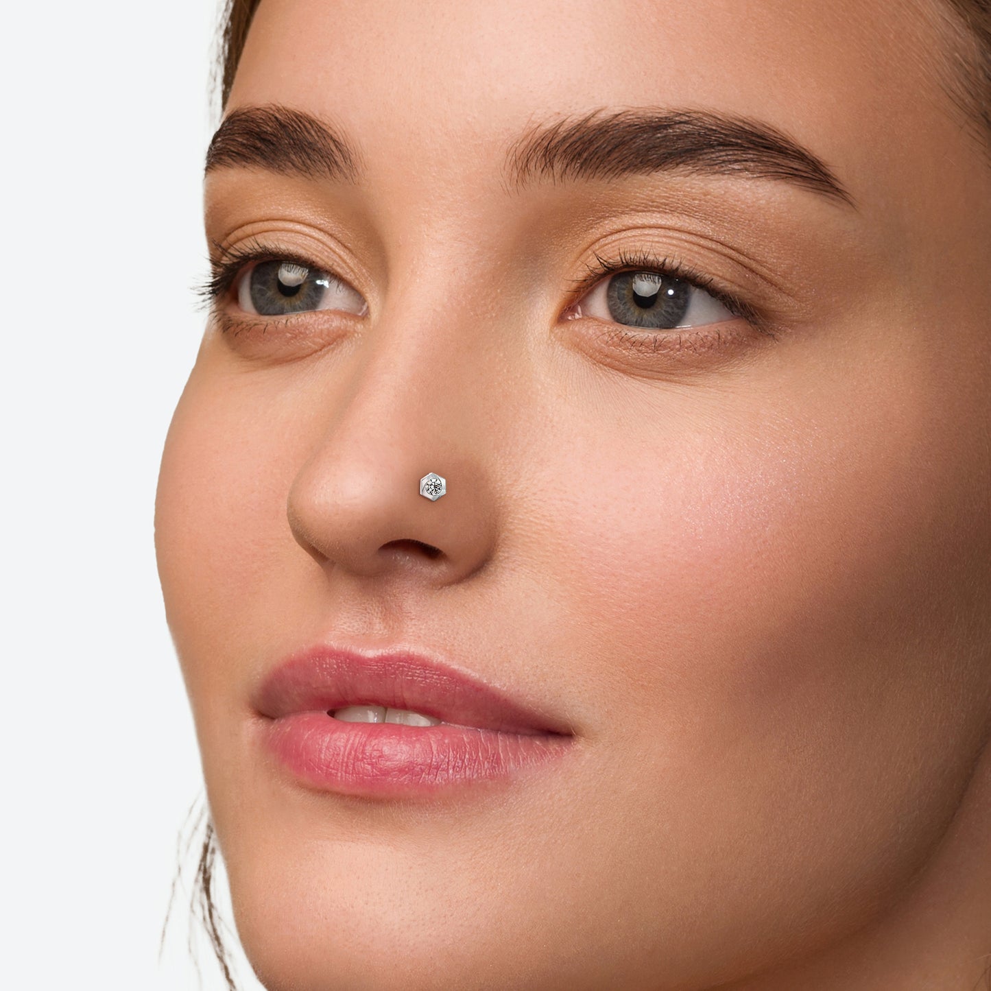 SOPHIA HEX-BEZEL SET ROUND CUT LAB GROWN DIAMOND NOSE PIN, GOLD